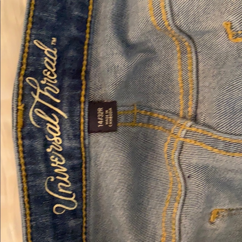 Jeans - Picture 4 of 4